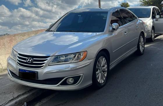 HYUNDAI AZERA 3.3 MPFI GLS SEDAN V6 24V GASOLINA 4P AUTOMÁTICO